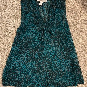 Teal and Black Sleeveless F21 Blouse. Size S.